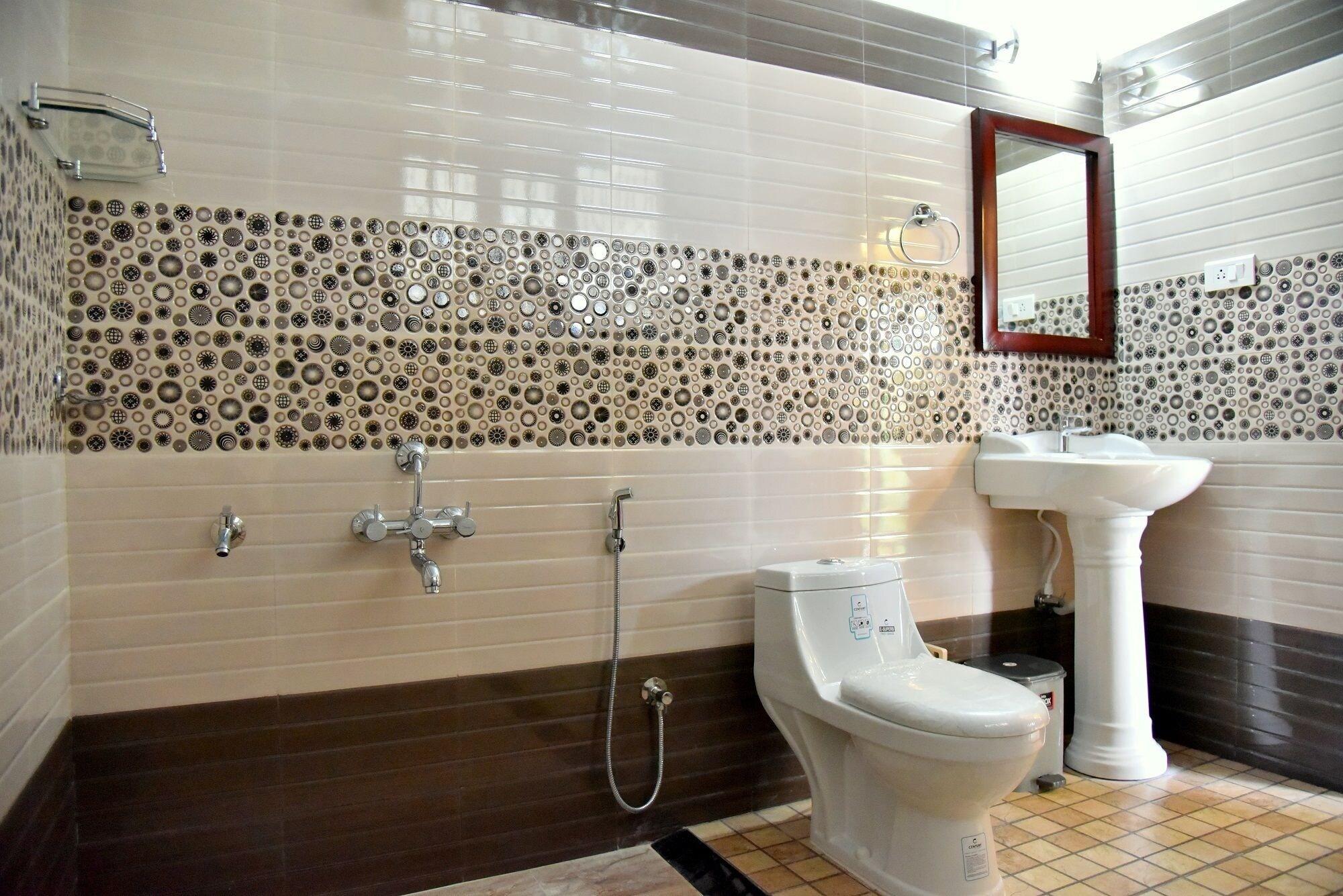 טקאדי Jungle Palace Homestay מראה חיצוני תמונה