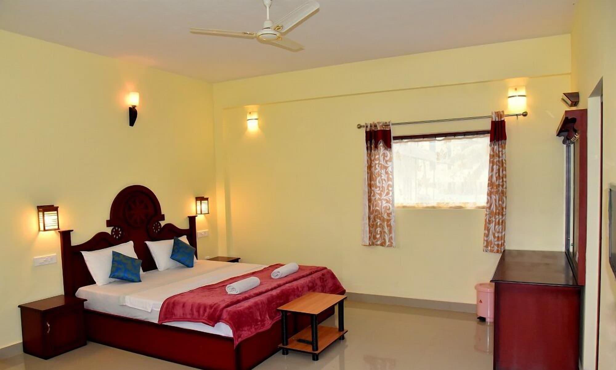 טקאדי Jungle Palace Homestay מראה חיצוני תמונה